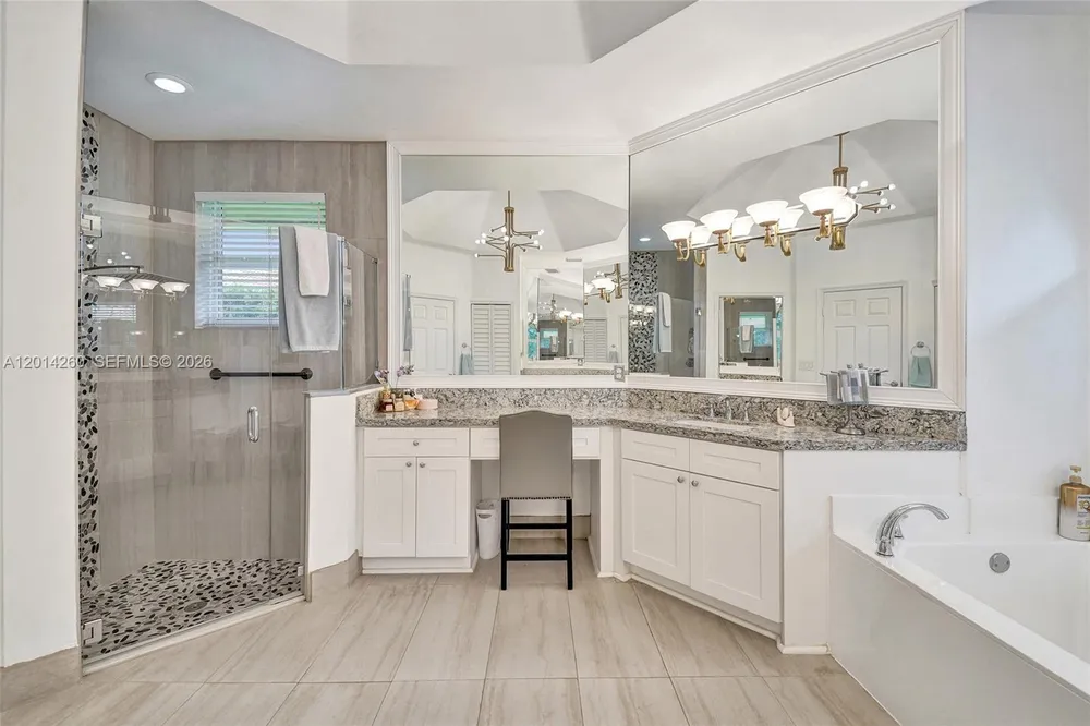 1640 Island Way, Weston, FL 33326