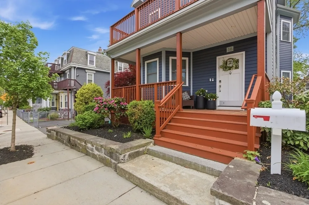 16 Wyoming St, Boston, MA 02121