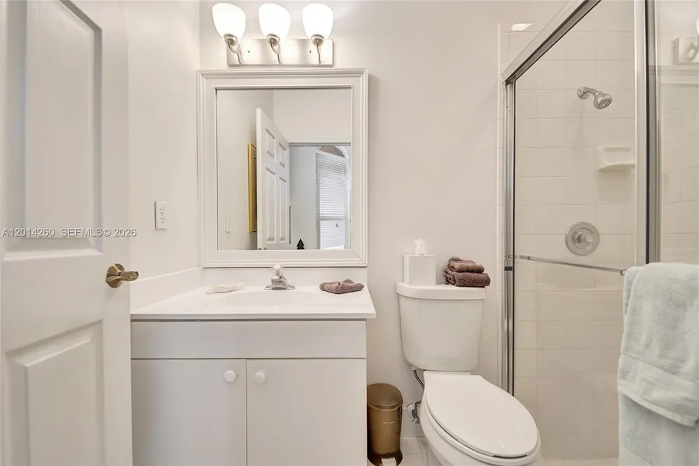 1640 Island Way, Weston, FL 33326