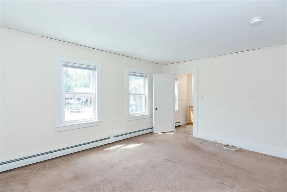 118 Main St, Norfolk, MA 02056