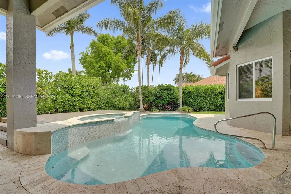 1640 Island Way, Weston, FL 33326