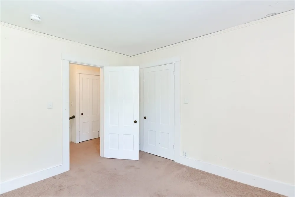 118 Main St, Norfolk, MA 02056