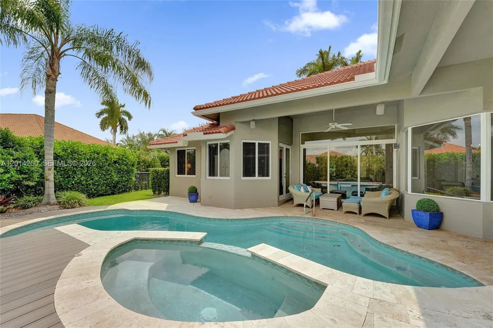 1640 Island Way, Weston, FL 33326