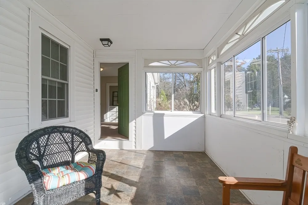 118 Main St, Norfolk, MA 02056
