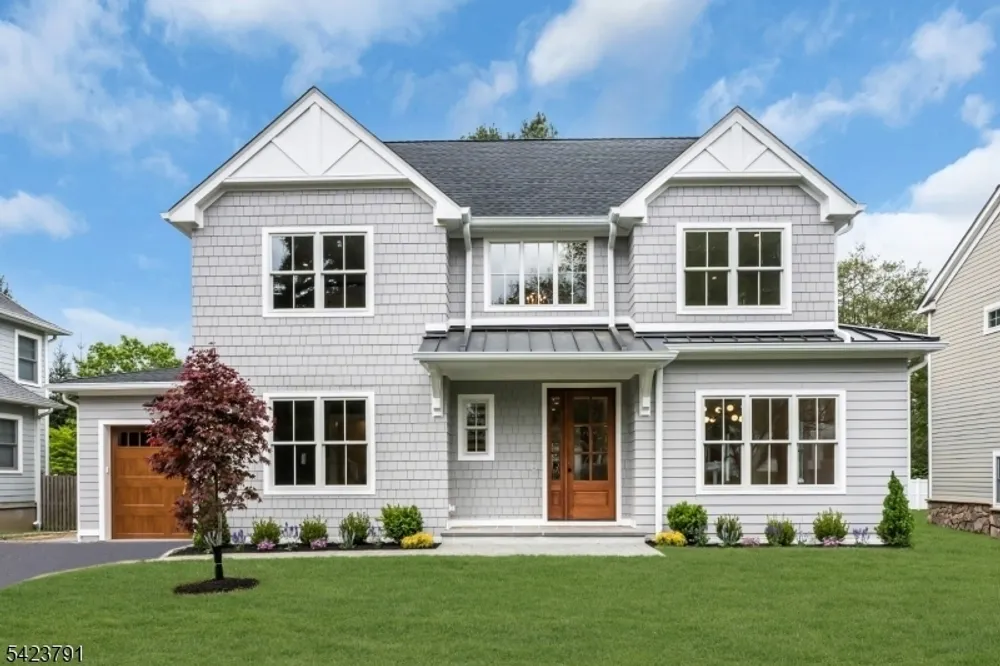 223 Longwood Ave, Chatham, NJ 07928