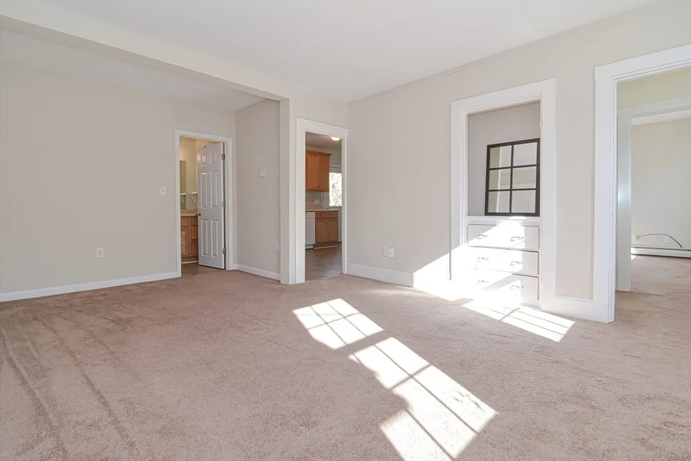 118 Main St, Norfolk, MA 02056