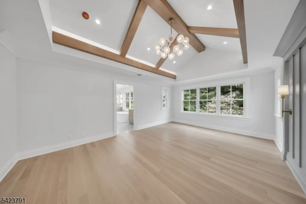 223 Longwood Ave, Chatham, NJ 07928