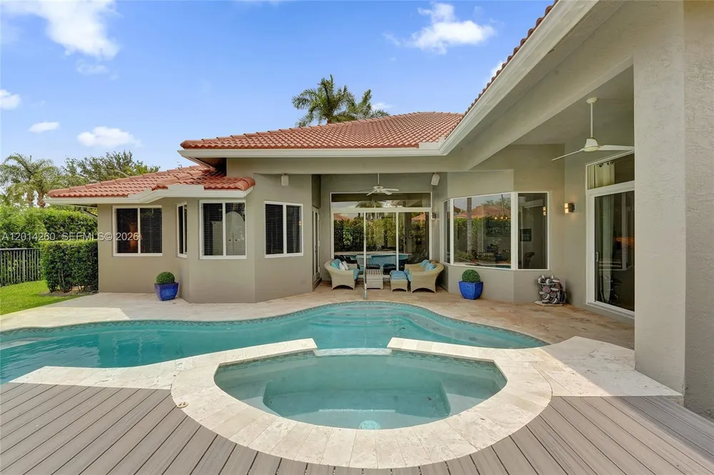 1640 Island Way, Weston, FL 33326