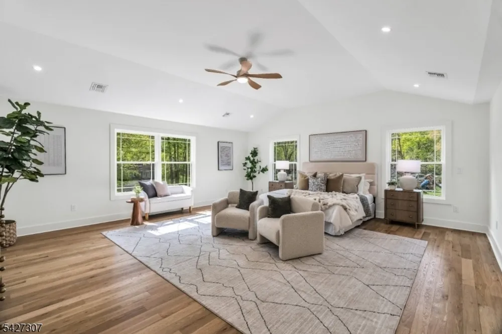 3 Herbert Rd, Scotch Plains, NJ 07076