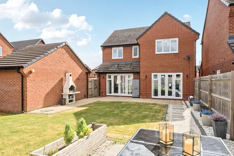 Lennon Way, Stoke Mandeville, HP21