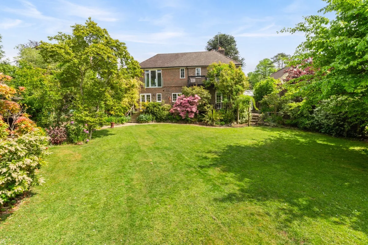Fielden Road, Crowborough, East Sussex, TN6