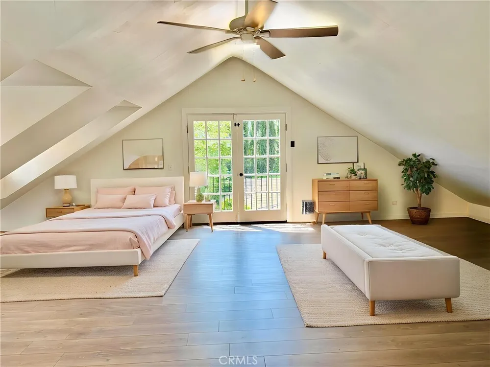 2717 Mary St, La Crescenta, CA 91214