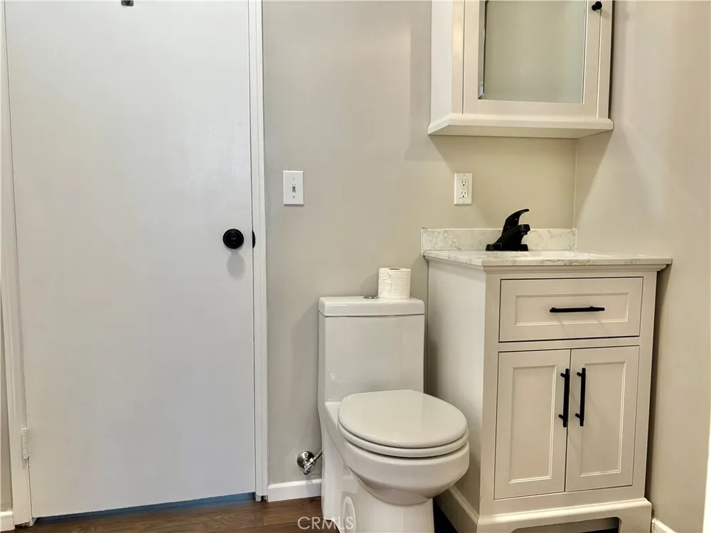 2717 Mary St, La Crescenta, CA 91214