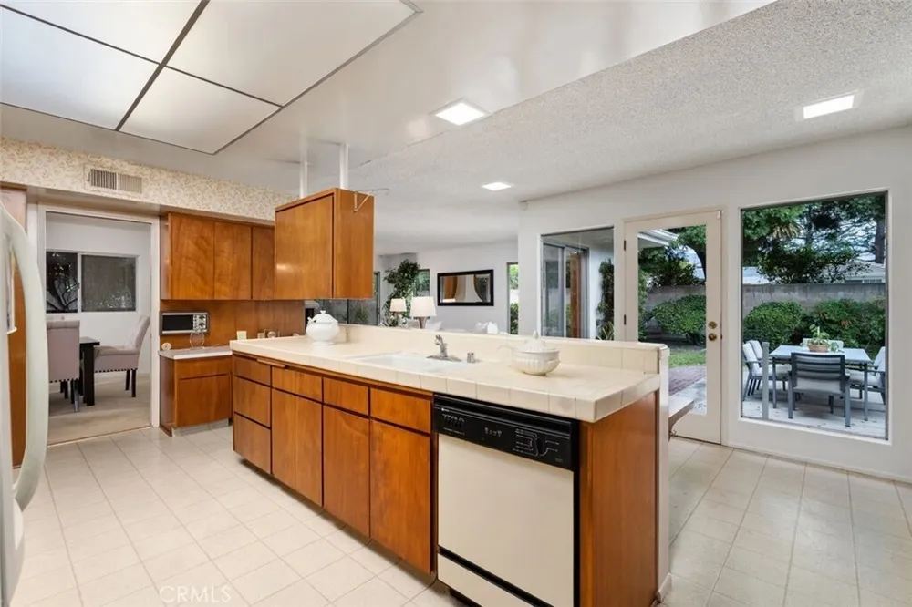 2220 Sewanee Ln, Arcadia, CA 91007