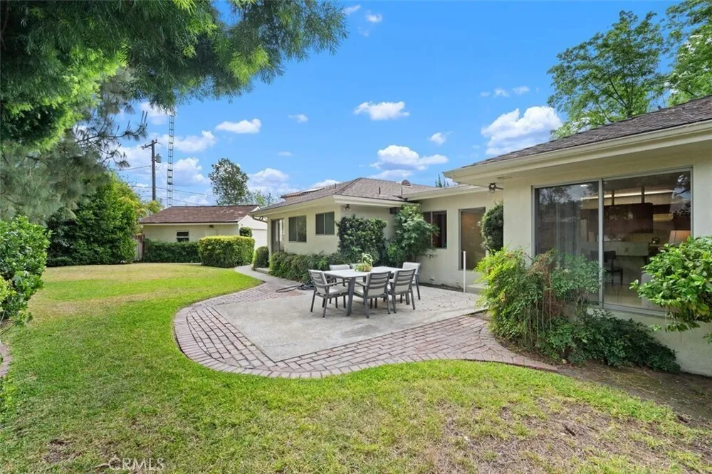 2220 Sewanee Ln, Arcadia, CA 91007