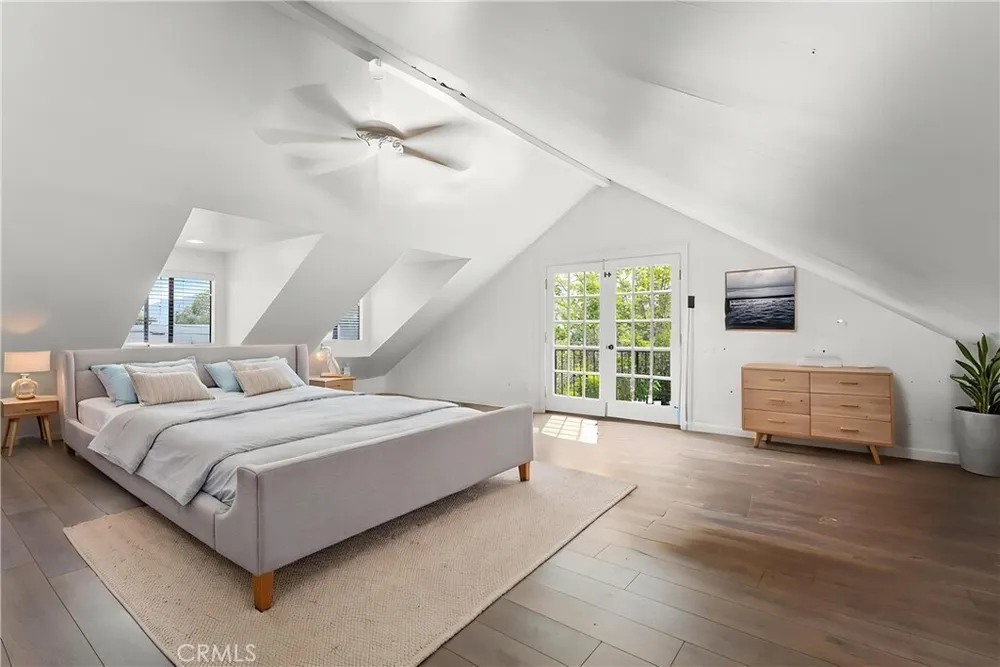 2717 Mary St, La Crescenta, CA 91214