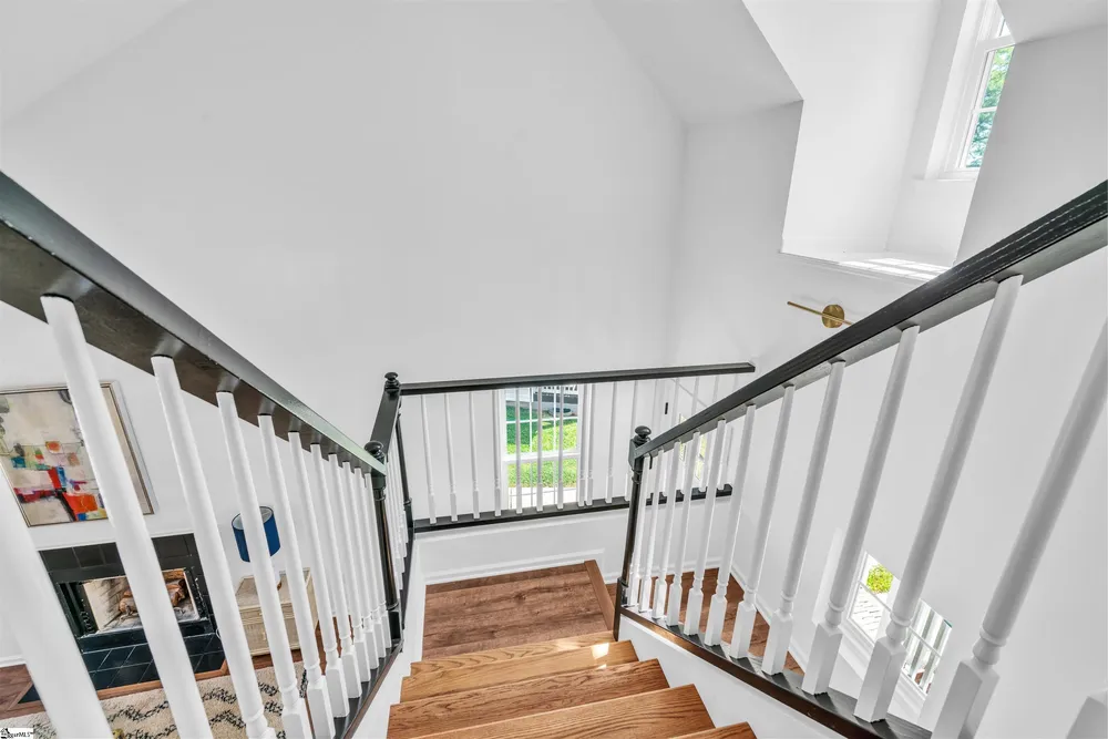 15 Haley Ct, Greenville, SC 29607