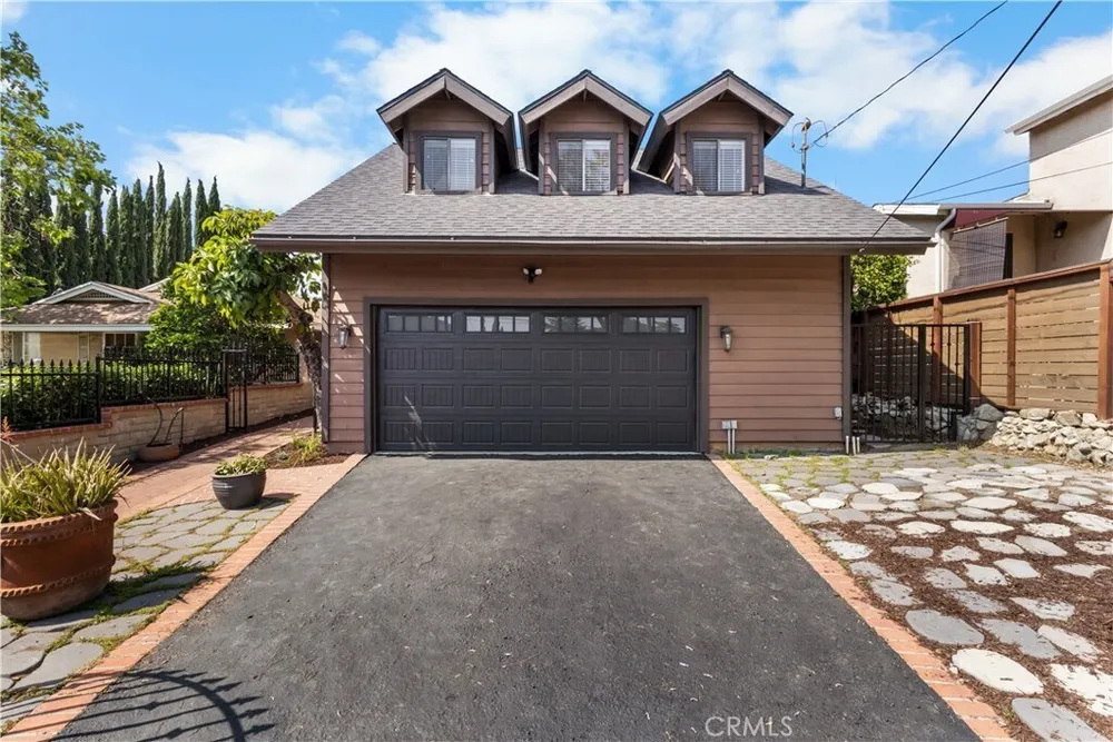 2717 Mary St, La Crescenta, CA 91214