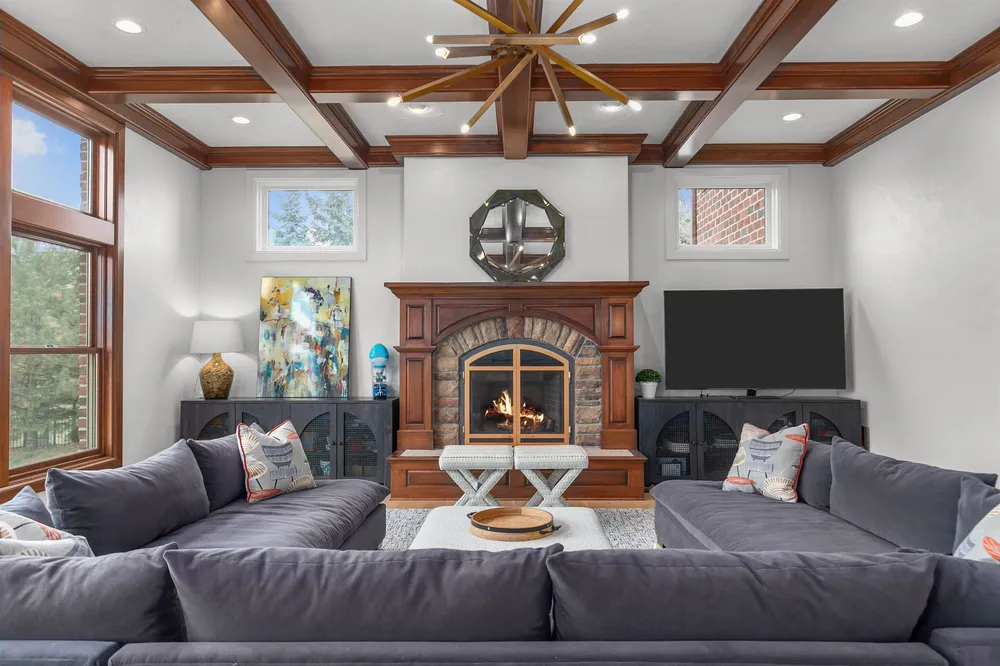 2730 E Apple Hill Blvd, Appleton, WI 54913