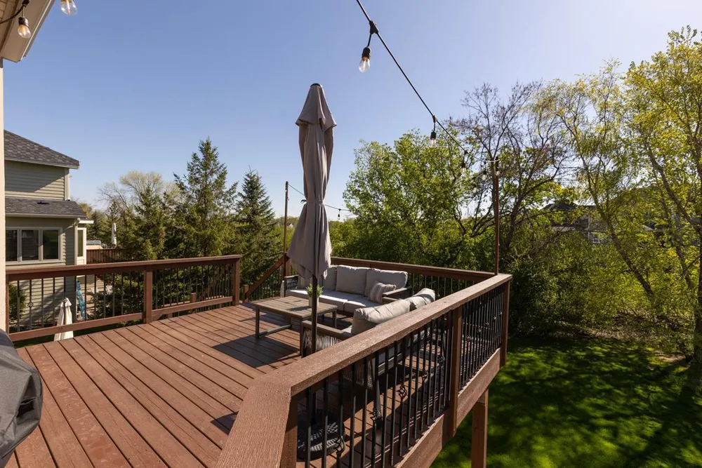 3910 Linden Pl, Medina, MN 55340