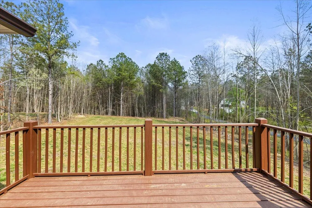 818 Bridges Rd, Rocky Face, GA 30740