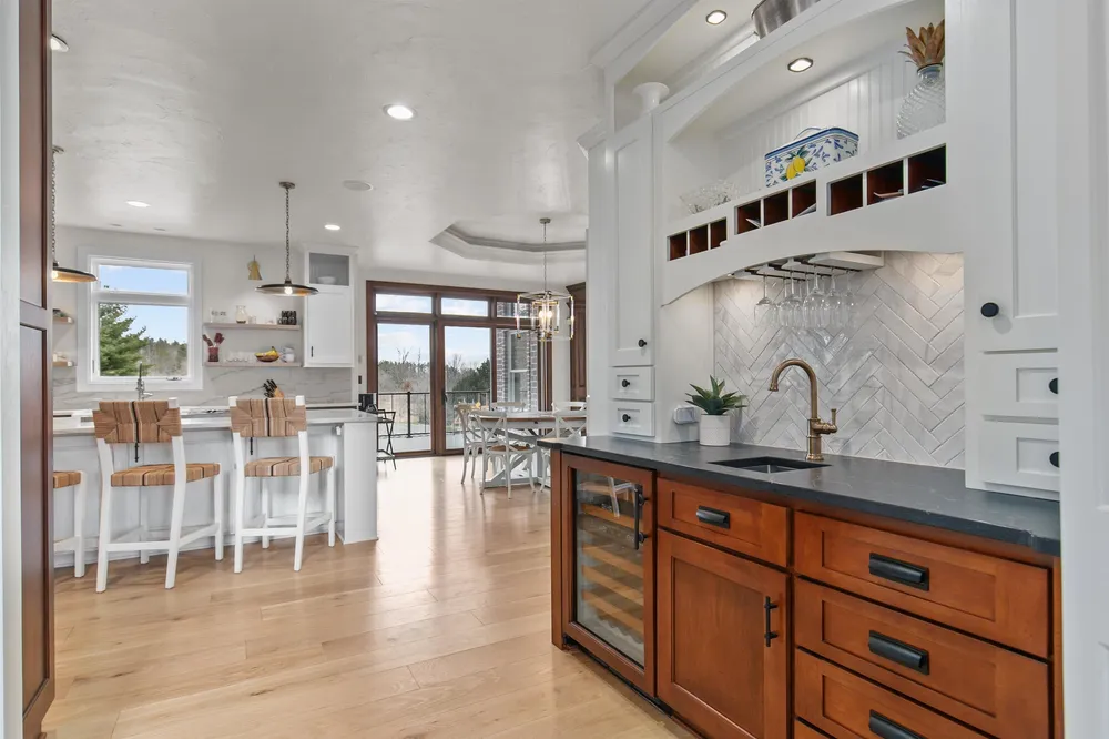 2730 E Apple Hill Blvd, Appleton, WI 54913