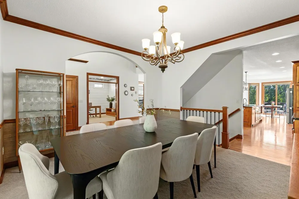 3910 Linden Pl, Medina, MN 55340