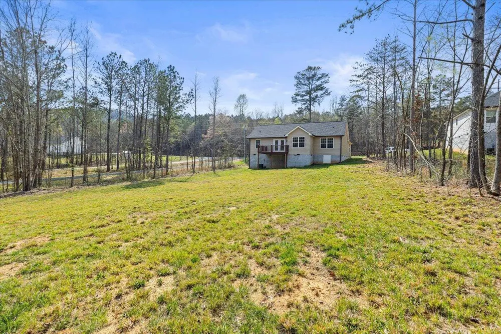 818 Bridges Rd, Rocky Face, GA 30740