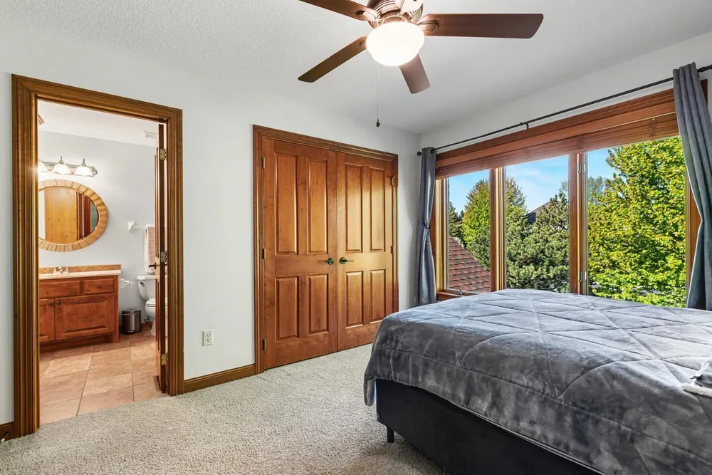 3910 Linden Pl, Medina, MN 55340