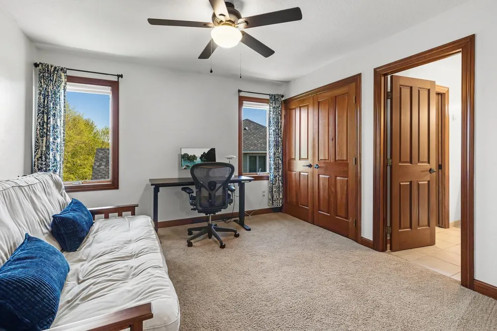 3910 Linden Pl, Medina, MN 55340