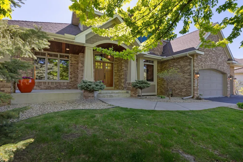 3910 Linden Pl, Medina, MN 55340