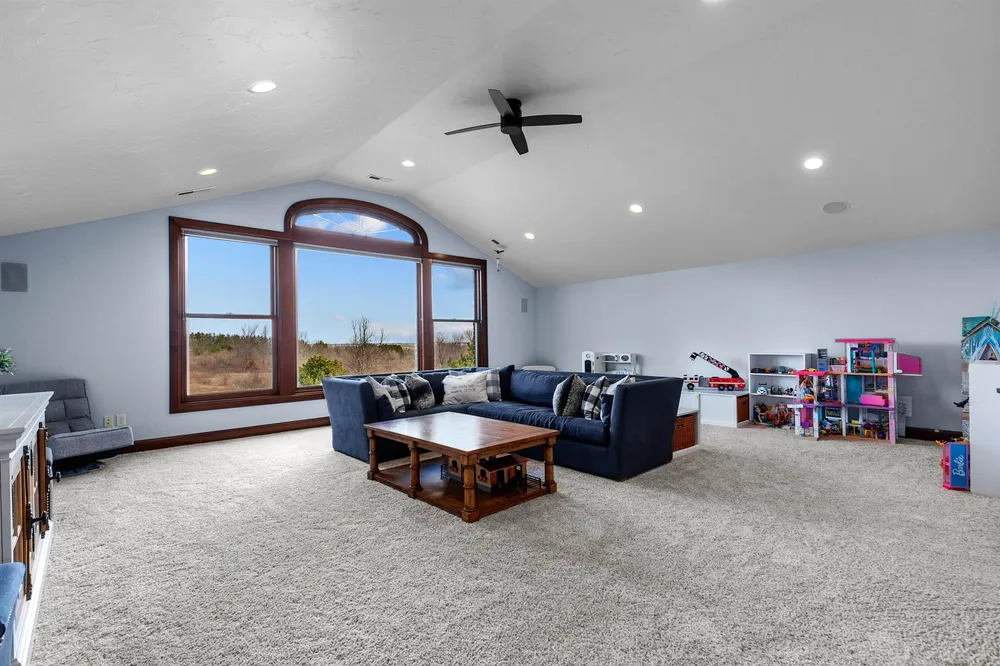 2730 E Apple Hill Blvd, Appleton, WI 54913
