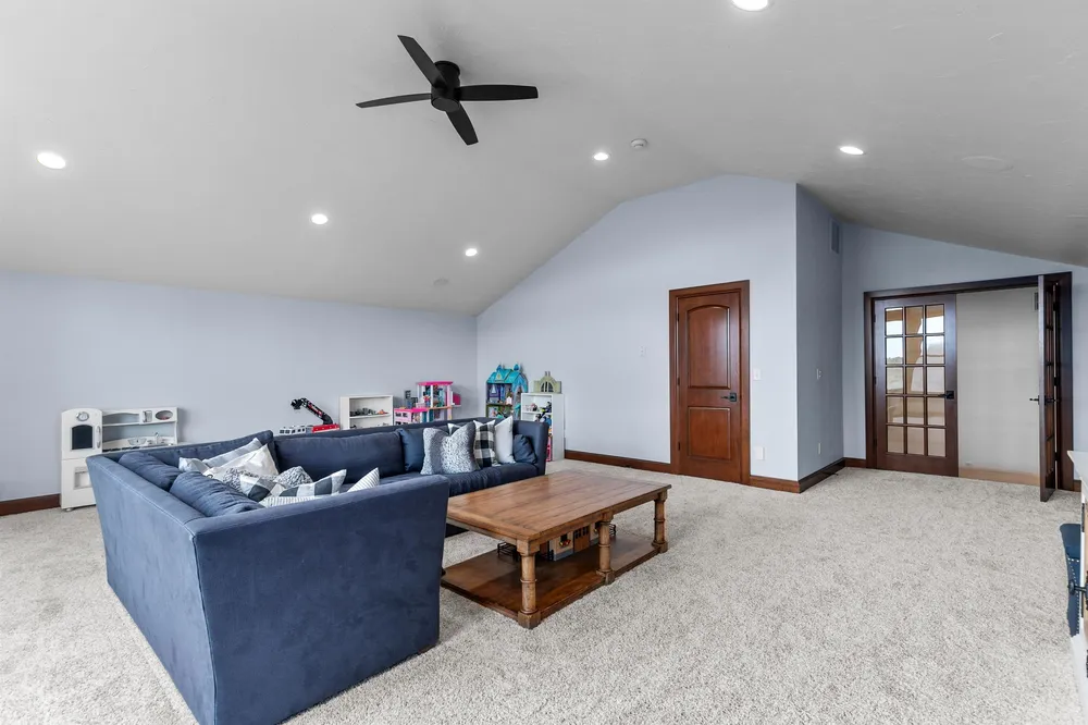 2730 E Apple Hill Blvd, Appleton, WI 54913