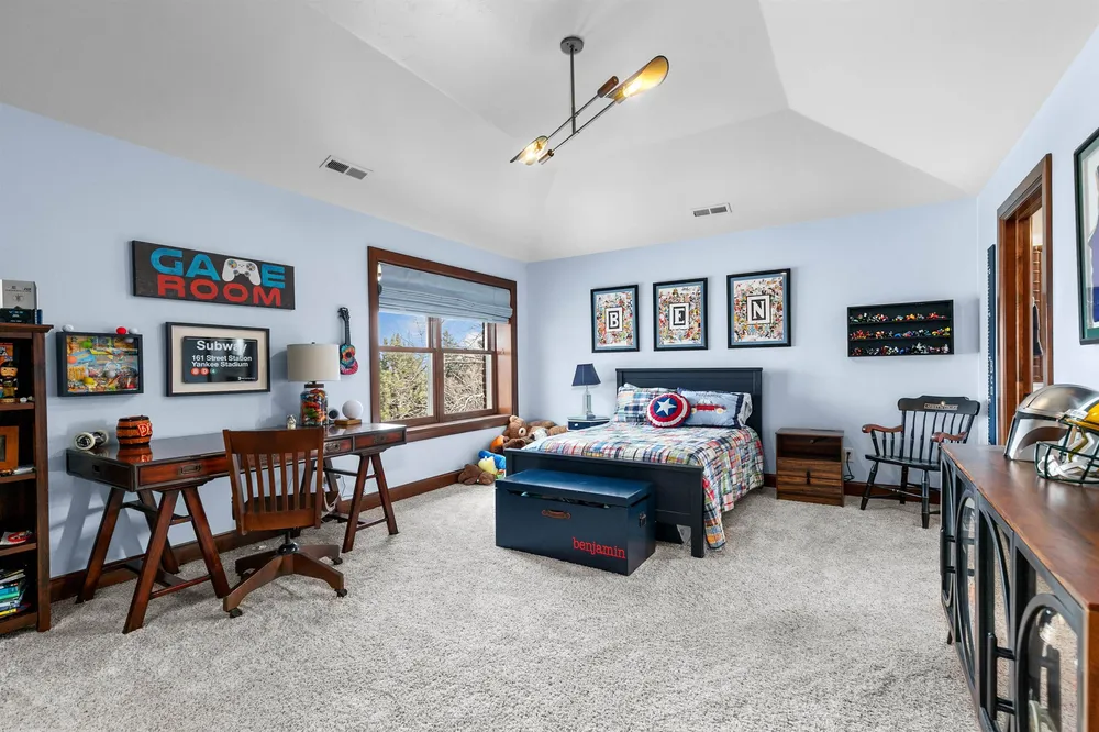 2730 E Apple Hill Blvd, Appleton, WI 54913