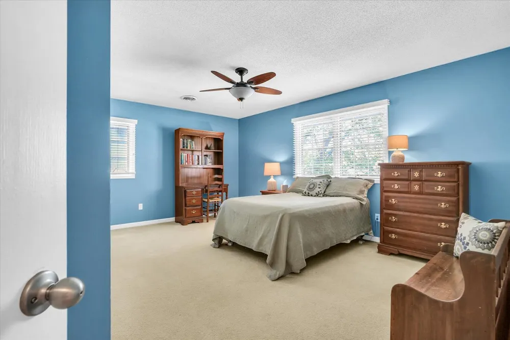 3405 Lakeshore Drive, Champaign, IL 61822