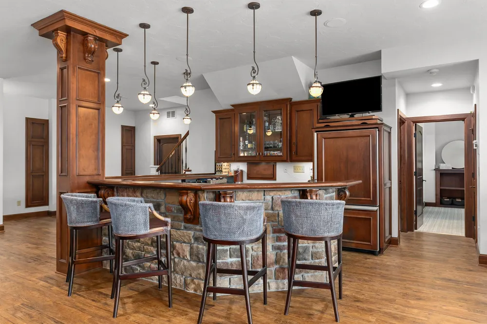 2730 E Apple Hill Blvd, Appleton, WI 54913