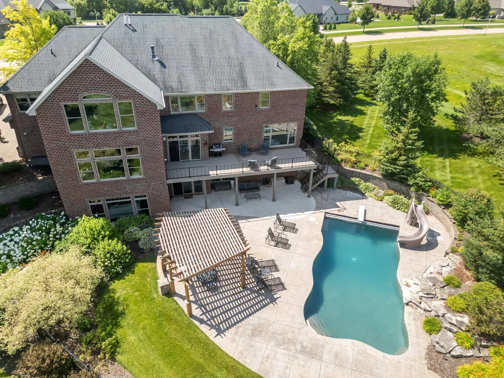 2730 E Apple Hill Blvd, Appleton, WI 54913