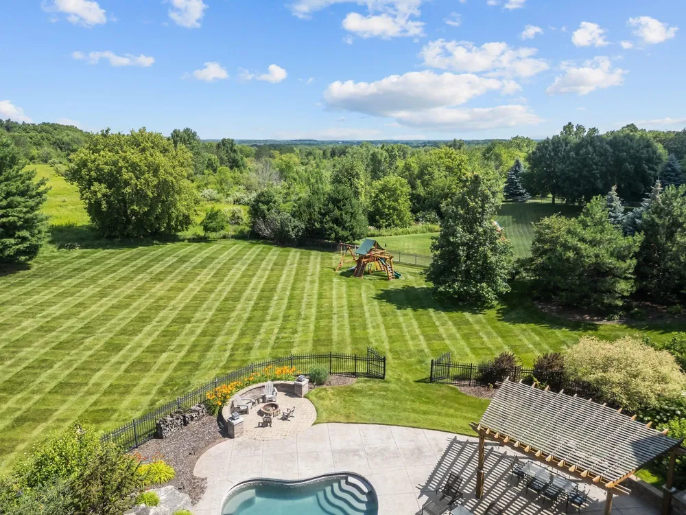2730 E Apple Hill Blvd, Appleton, WI 54913