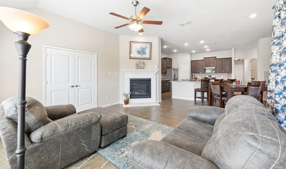 2101 Nuehoff Dr, Anna, TX 75409