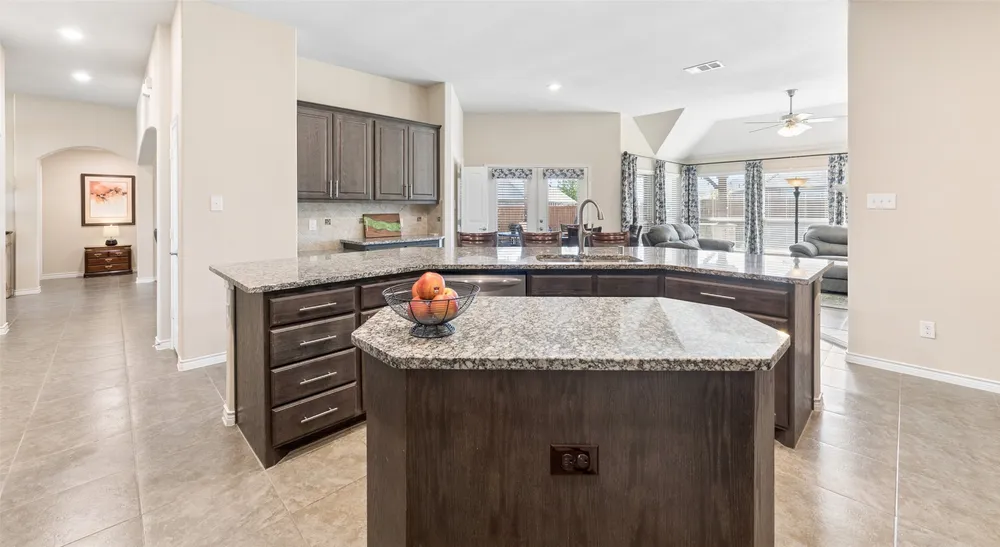 2101 Nuehoff Dr, Anna, TX 75409