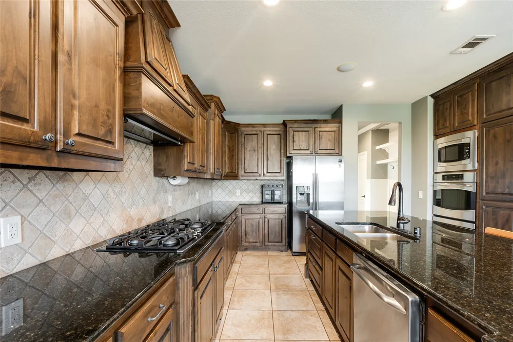 306 Aspen Ln, Frisco, TX 75036