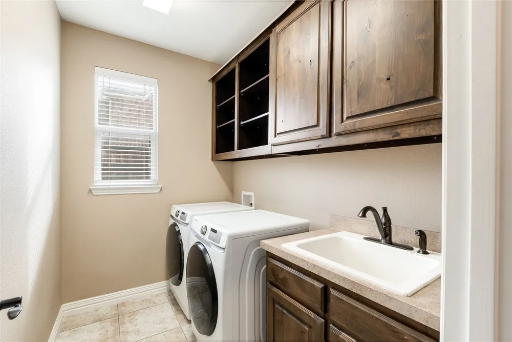 306 Aspen Ln, Frisco, TX 75036