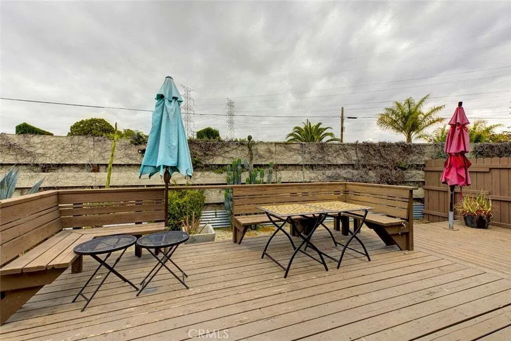7732 Westland Ave, North Hollywood, CA 91605-2235