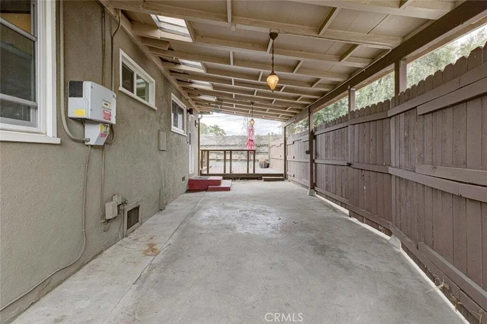 7732 Westland Ave, North Hollywood, CA 91605-2235