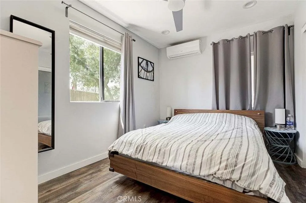 7732 Westland Ave, North Hollywood, CA 91605-2235