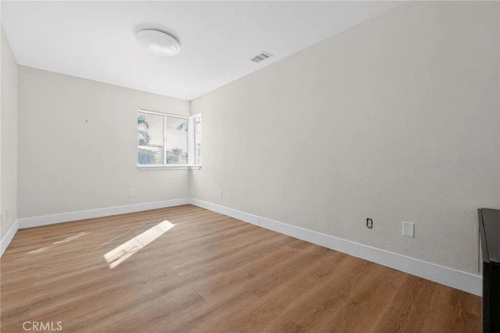 9450 Tampa Ave, Northridge, CA 91324