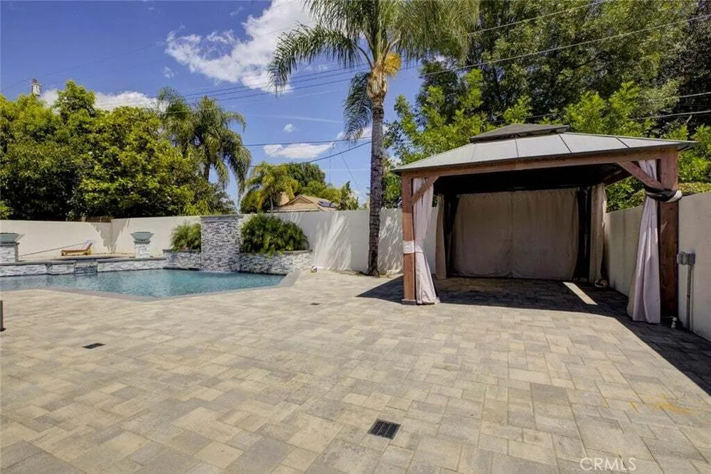 9450 Tampa Ave, Northridge, CA 91324