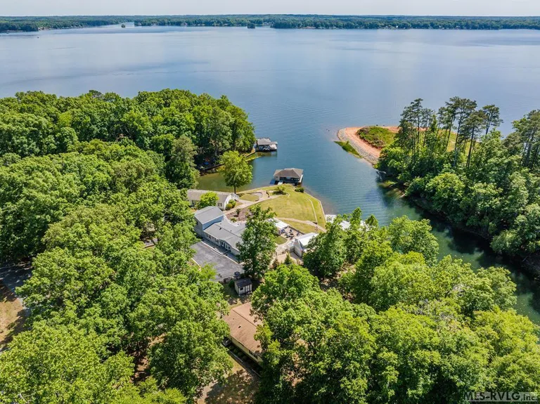 156 Redwood Dr, Littleton, NC 27850