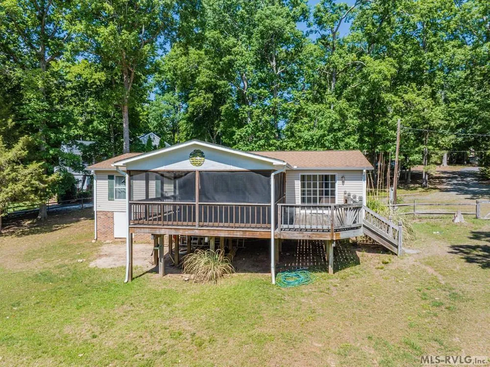 156 Redwood Dr, Littleton, NC 27850