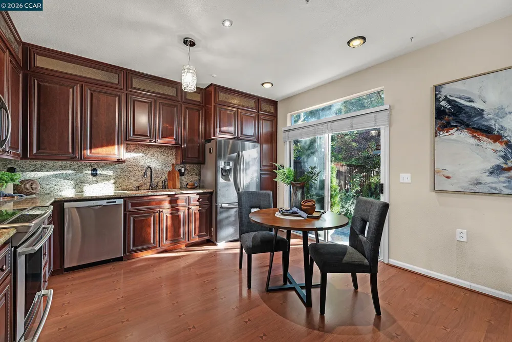 15 Creekside Dr, San Ramon, CA 94583